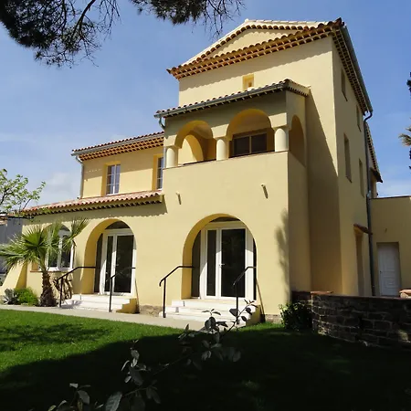 Vvf Golfe De Saint-tropez Üdülőpark