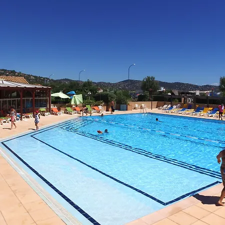 База отдыха Vvf Golfe De Saint-tropez Сент-Максим