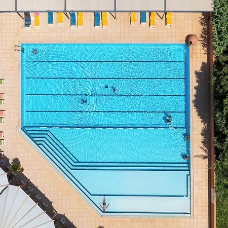 Vvf Golfe De Saint-tropez Üdülőpark 3*