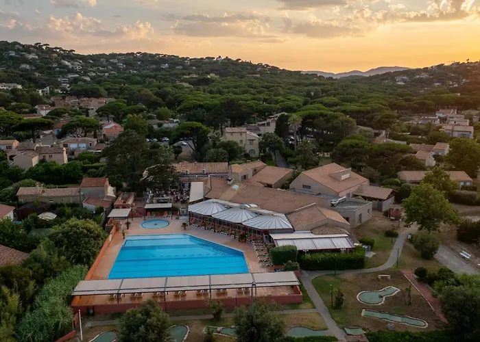 Vvf Golfe De Saint-tropez 3*