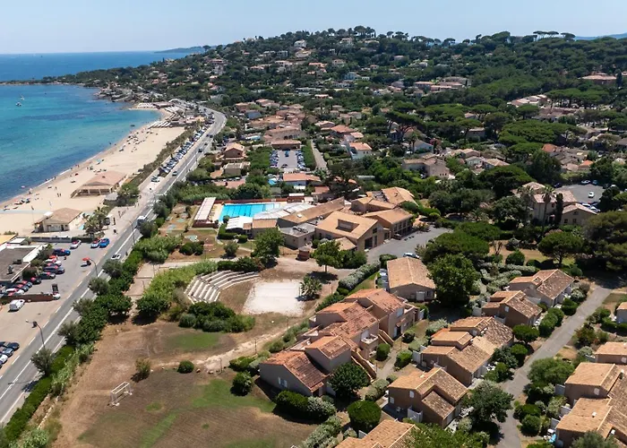 Vvf Golfe De Saint-tropez 3* سانت ماكسيم