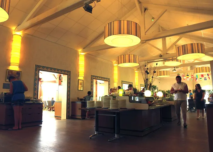 Vvf Golfe De Saint-tropez منتزه العطل