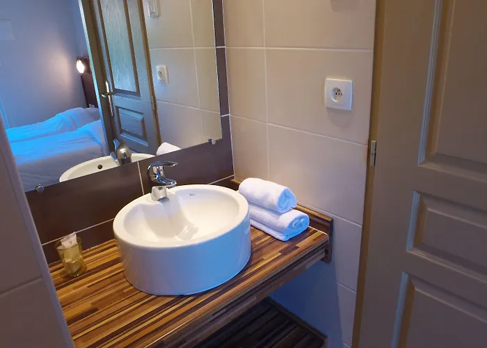 Vvf Golfe De Saint-tropez 3* سانت ماكسيم